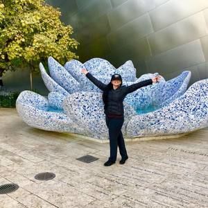 Meet your Posher, Maria elena